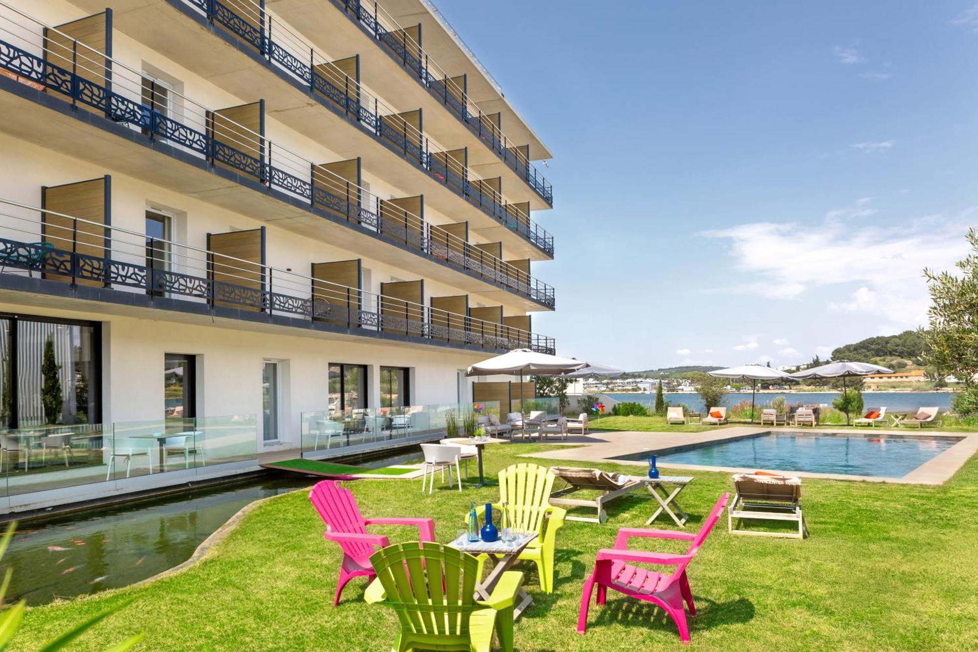 Golden Tulip Hotel & Rooftop Martigues Provence Esterno foto