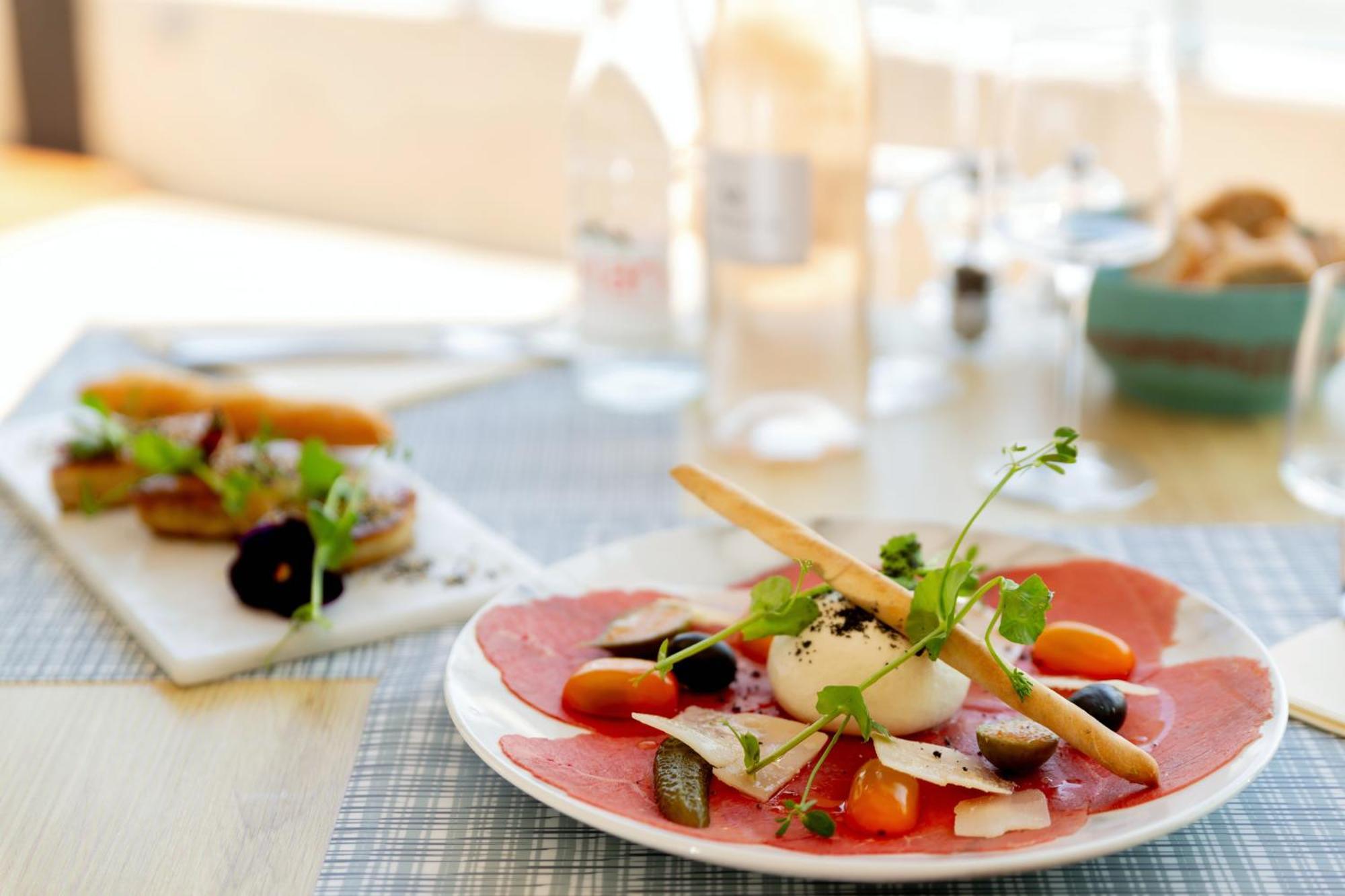 Golden Tulip Hotel & Rooftop Martigues Provence Esterno foto
