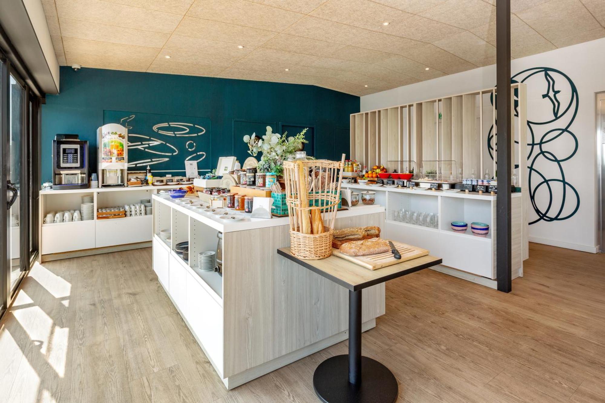 Golden Tulip Hotel & Rooftop Martigues Provence Esterno foto