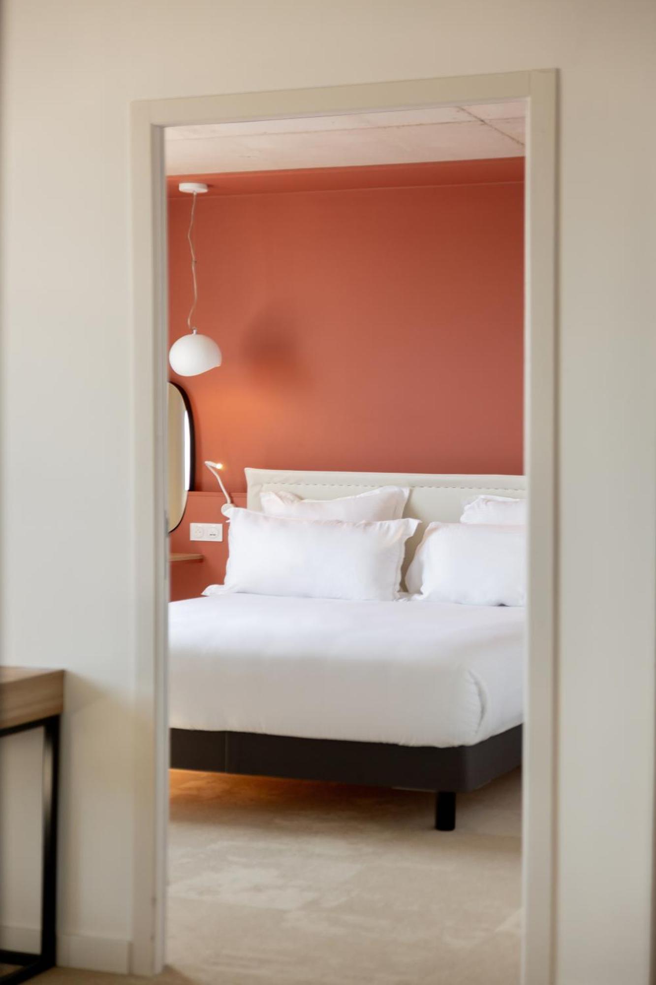 Golden Tulip Hotel & Rooftop Martigues Provence Esterno foto